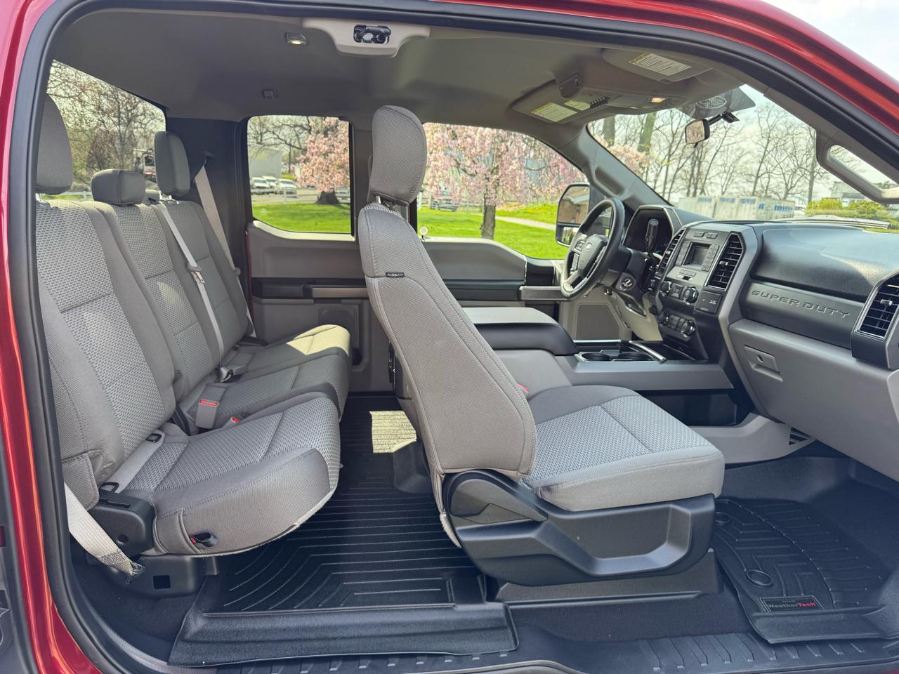 Ford Super Duty F-250 SRW XLT 4WD SuperCab 6.75' Box 2019