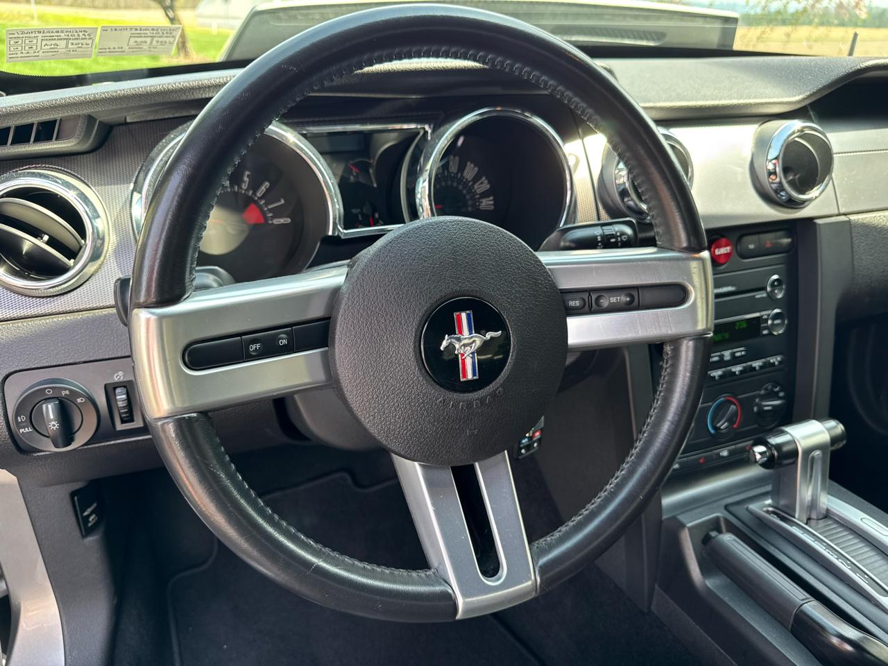 Ford Mustang 2dr Cpe GT Premium 2008