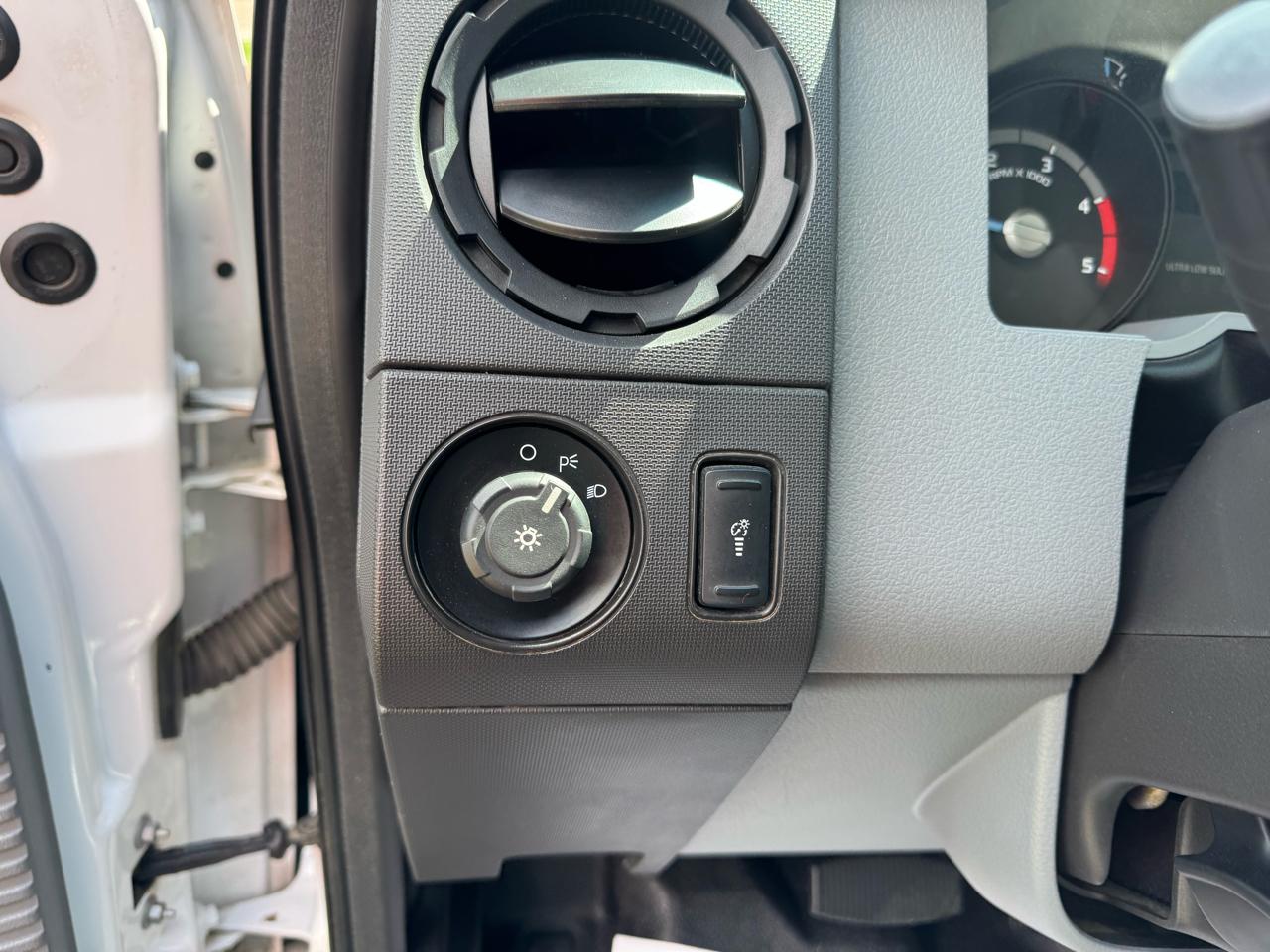 Ford Super Duty F-650 Straight Frame Reg Cab 2016