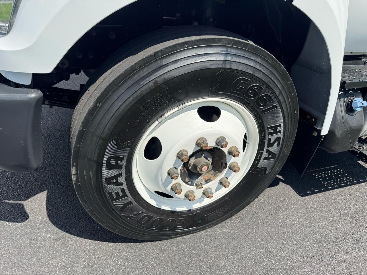 Ford Super Duty F-650 Straight Frame Reg Cab 2016