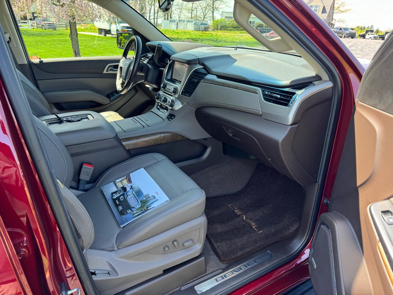 GMC Yukon 4WD 4dr Denali 2019