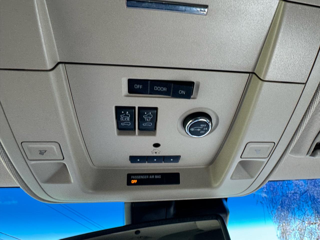 GMC Yukon 4WD 4dr Denali 2019