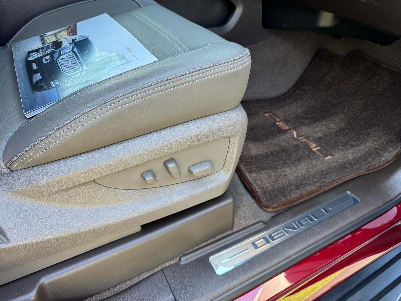 GMC Yukon 4WD 4dr Denali 2019