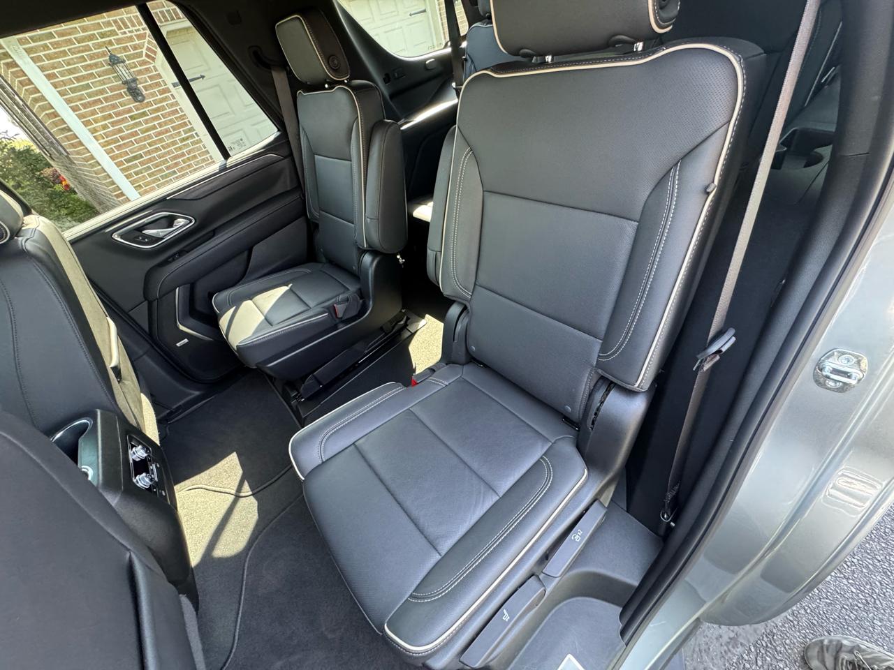 GMC Yukon 4WD 4dr SLT 2024