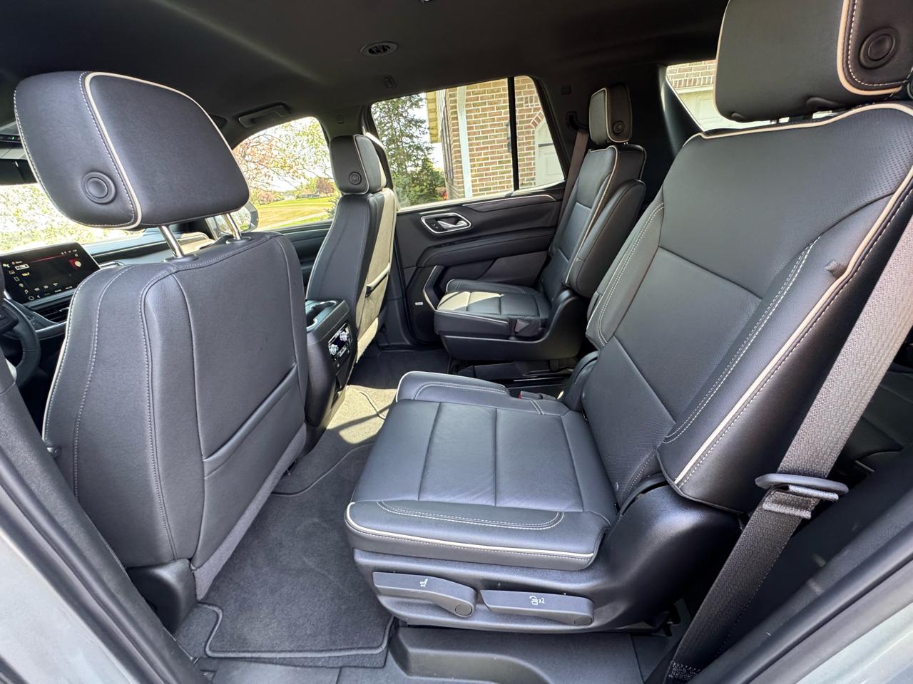 GMC Yukon 4WD 4dr SLT 2024