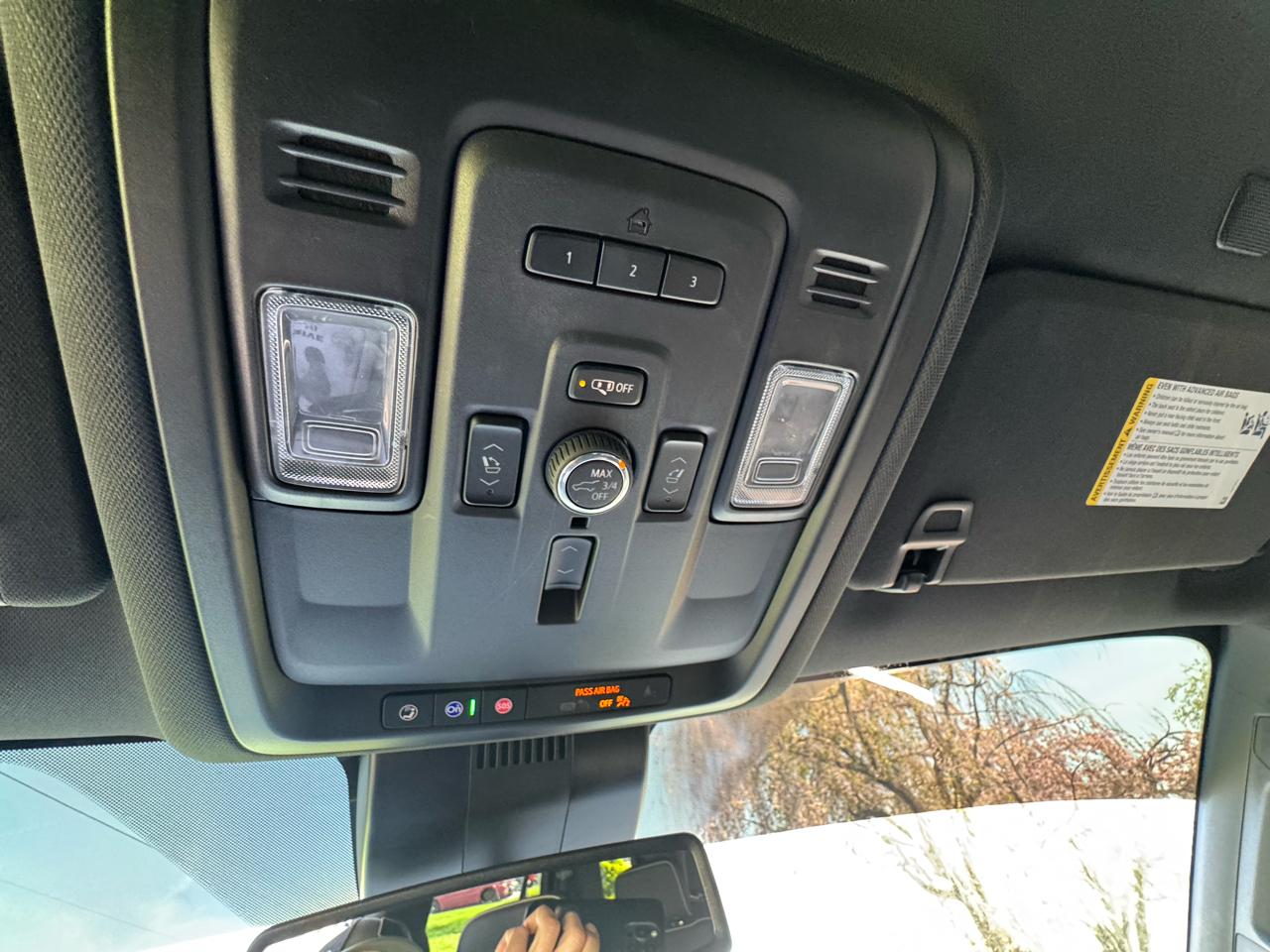 GMC Yukon 4WD 4dr SLT 2024