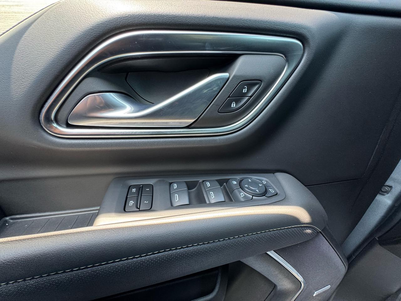 GMC Yukon 4WD 4dr SLT 2024