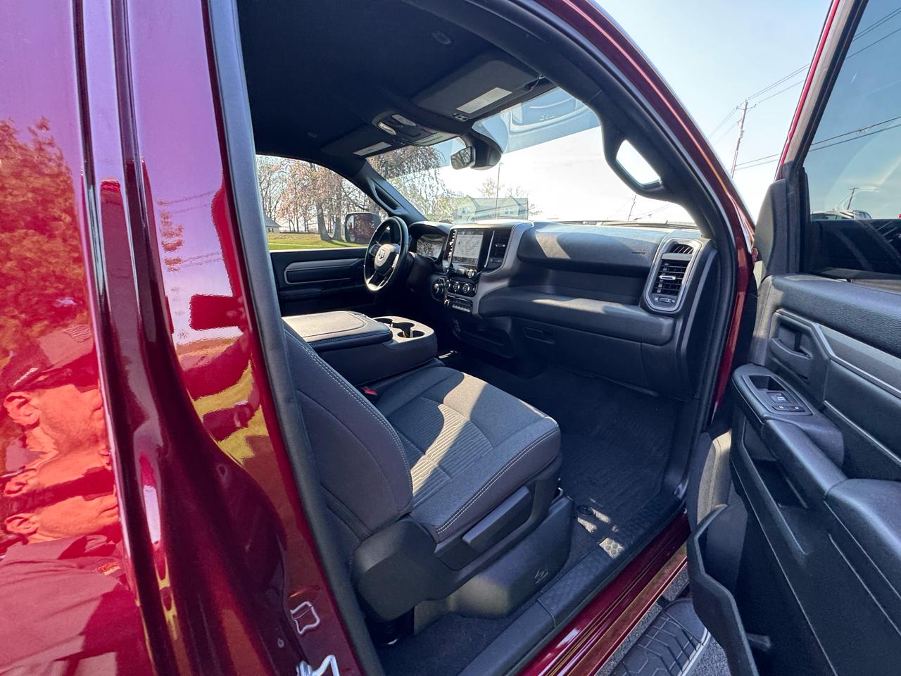 RAM 3500 Tradesman 4x4 Reg Cab 8' Box 2022