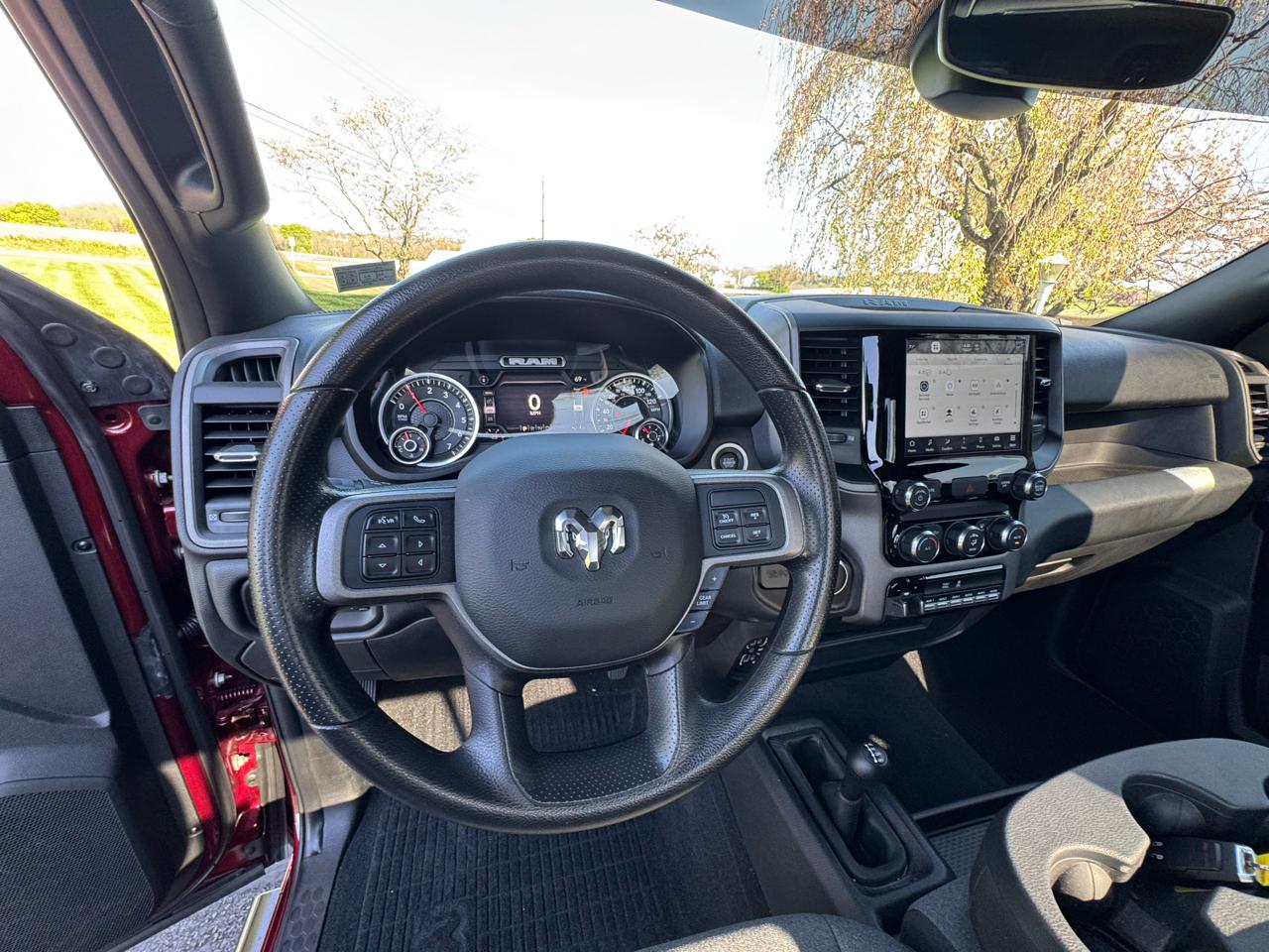 RAM 3500 Tradesman 4x4 Reg Cab 8' Box 2022