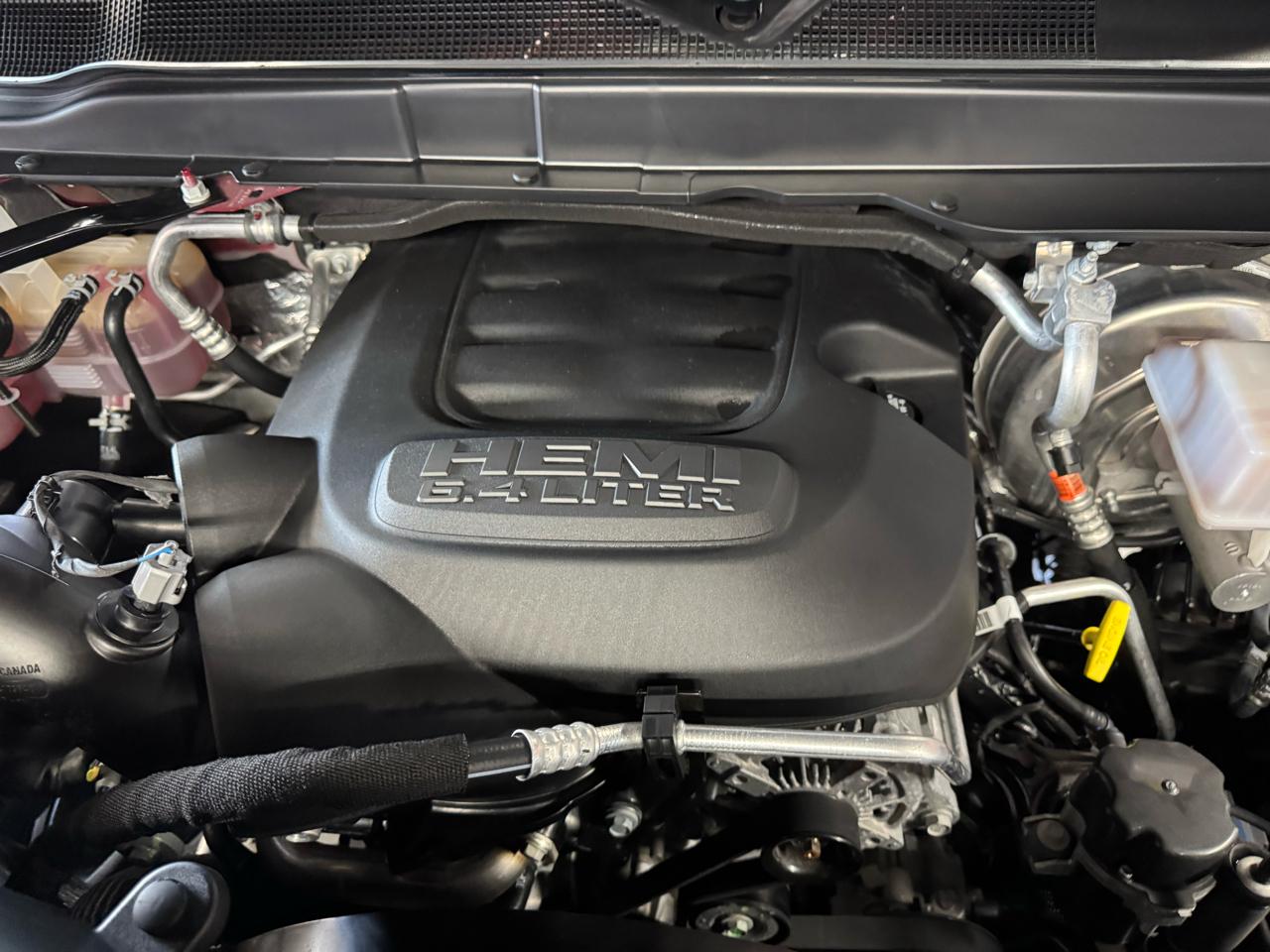 RAM 3500 Tradesman 4x4 Reg Cab 8' Box 2022