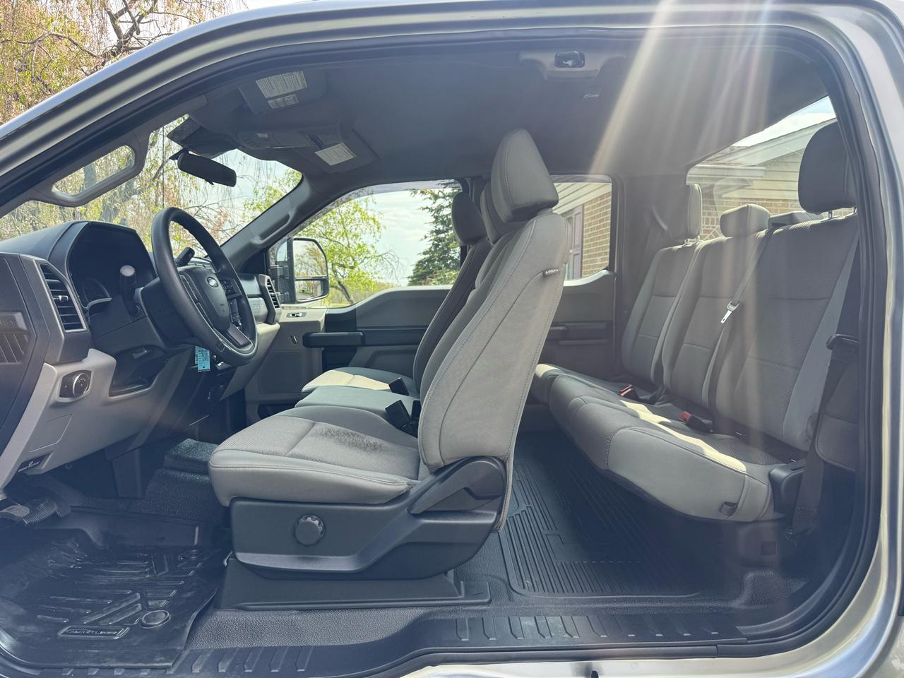 Ford Super Duty F-250 SRW  2021