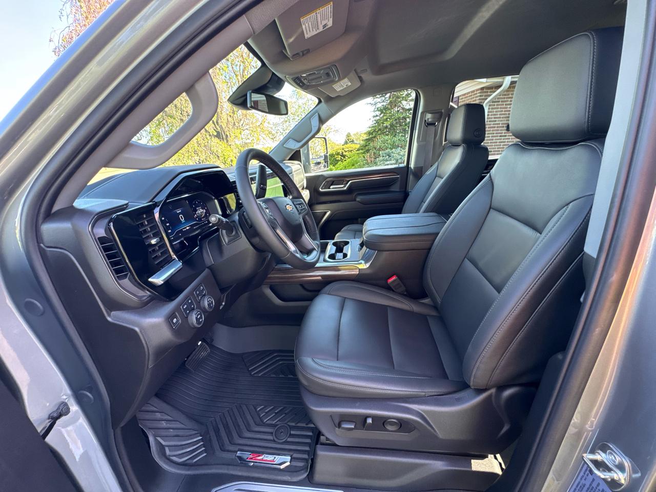 Chevrolet Silverado 3500HD  2025