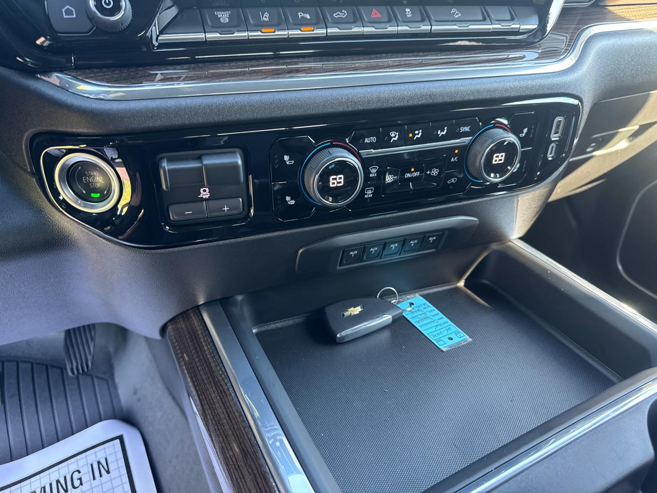 Chevrolet Silverado 3500HD  2025