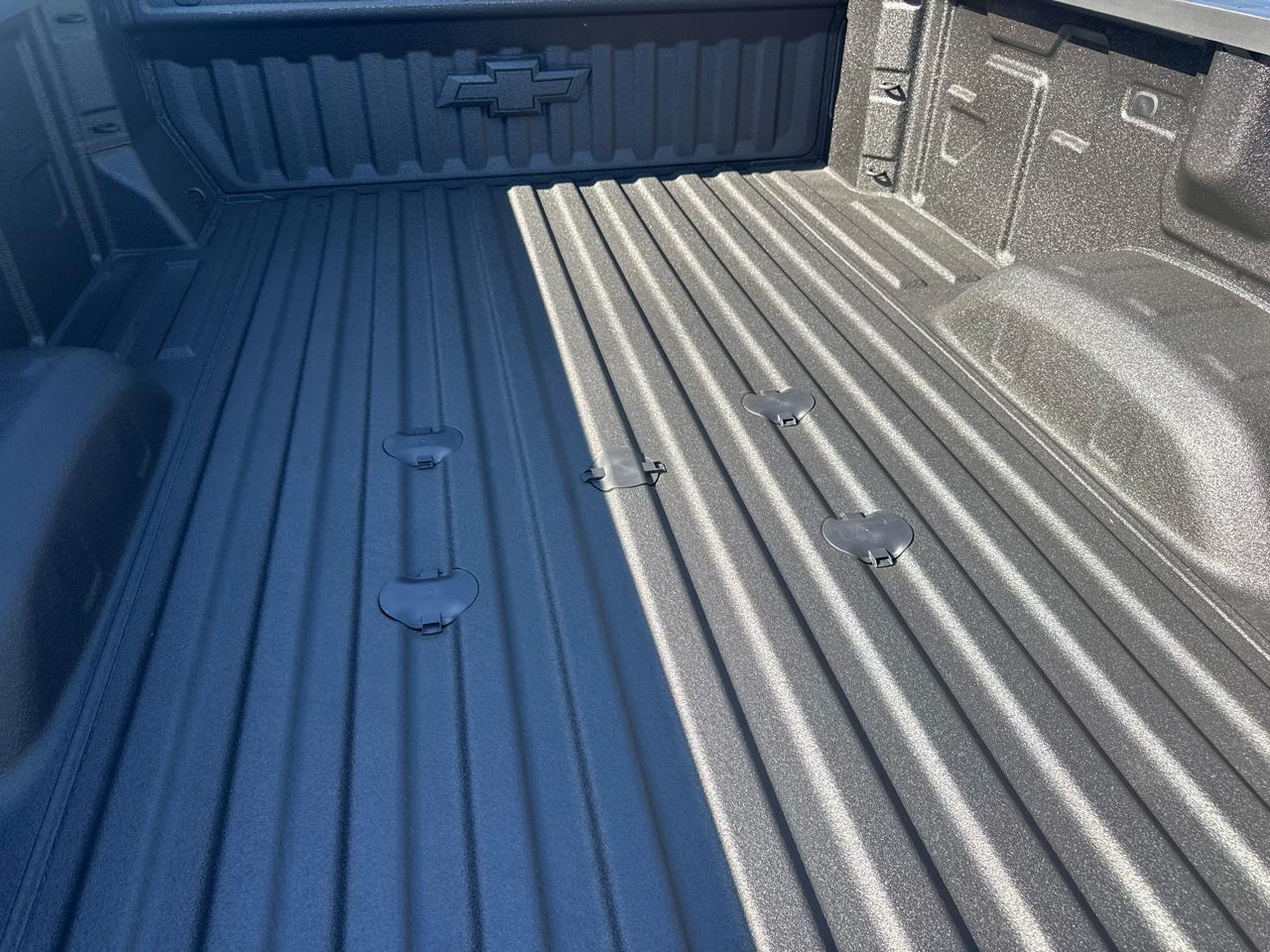 Chevrolet Silverado 3500HD  2025