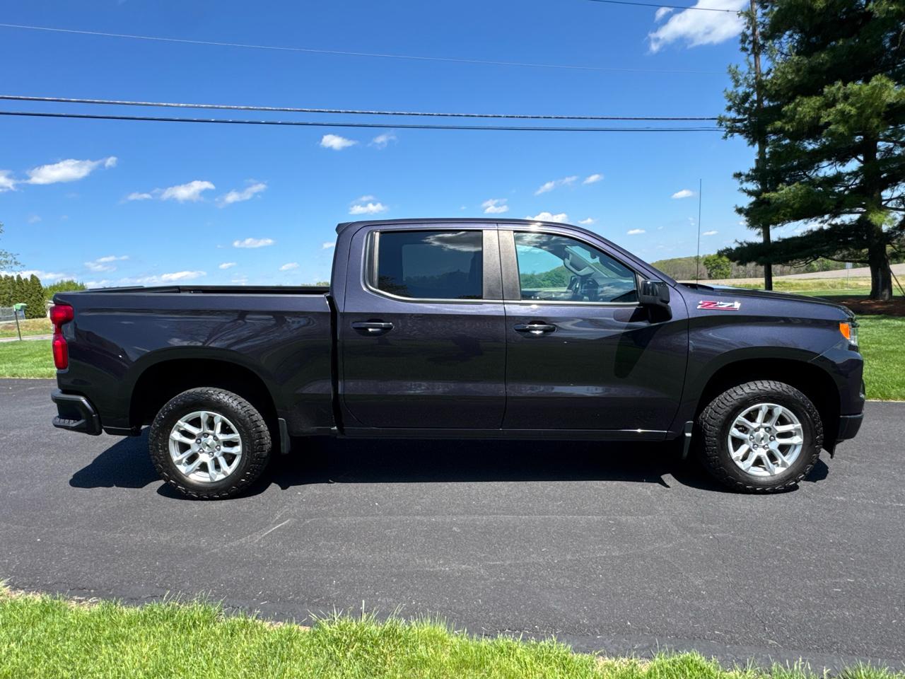 Chevrolet Silverado 1500 4WD Crew Cab 147" RST 2022