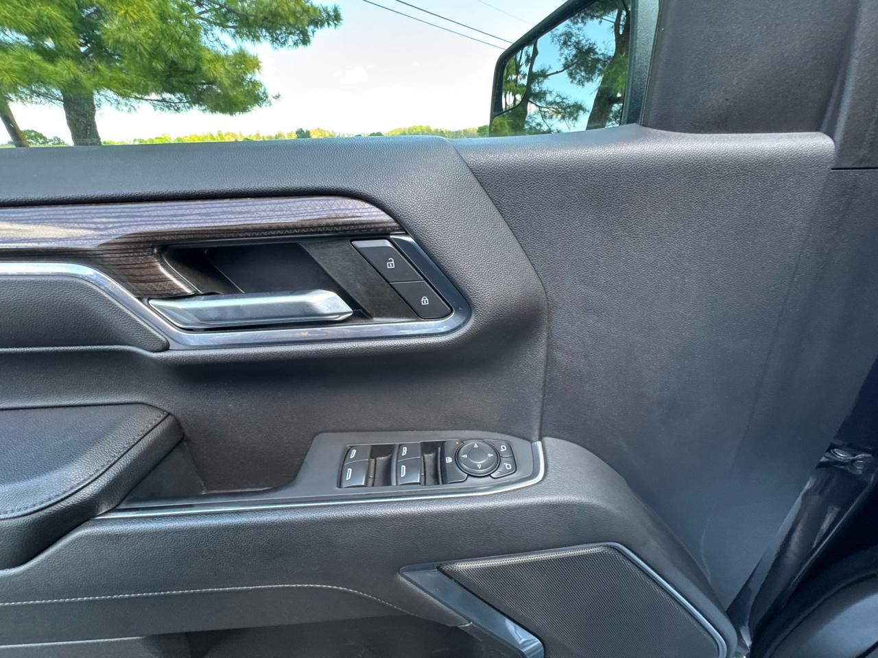 Chevrolet Silverado 1500 4WD Crew Cab 147" RST 2022