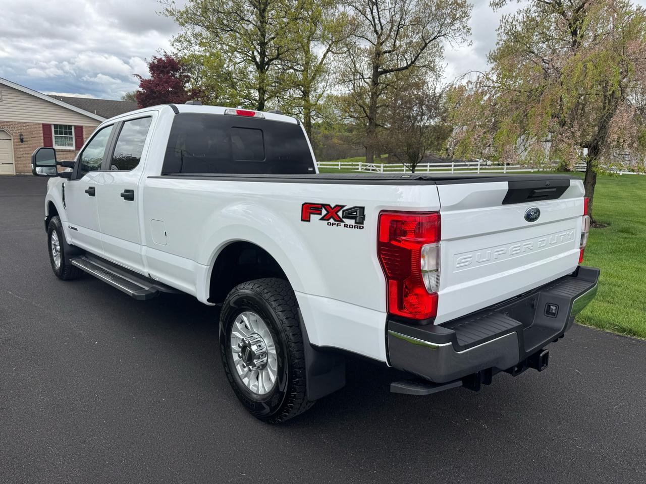 Ford Super Duty F-350 SRW  2022