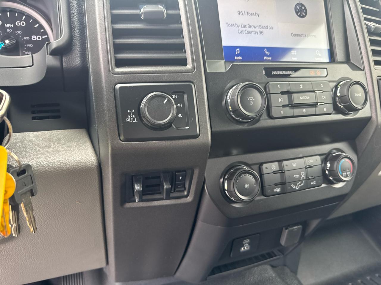 Ford Super Duty F-350 SRW  2022