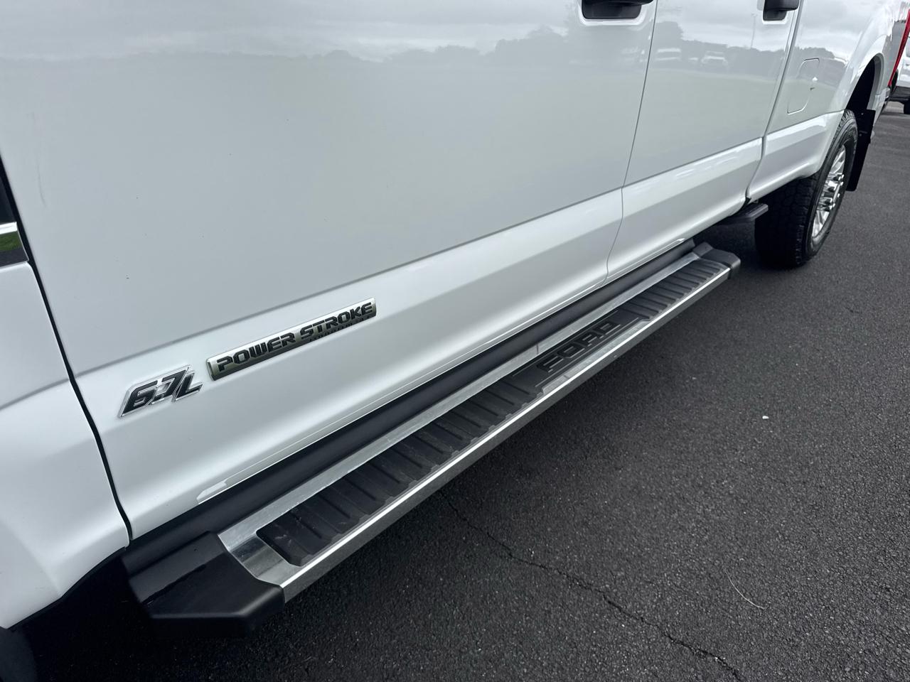 Ford Super Duty F-350 SRW  2022