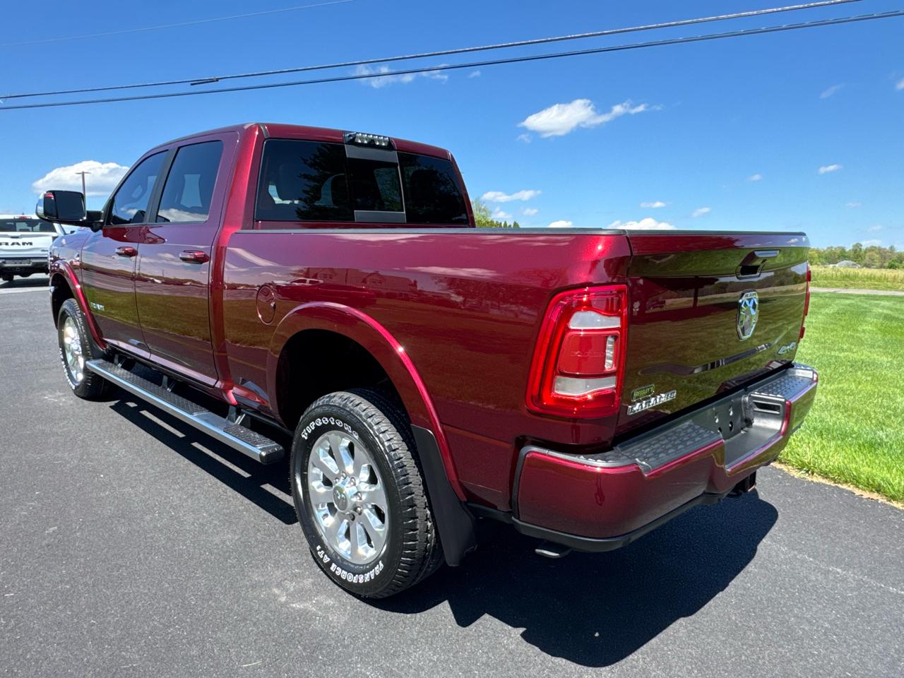 RAM 2500 Laramie 4x4 Crew Cab 6'4" Box 2020