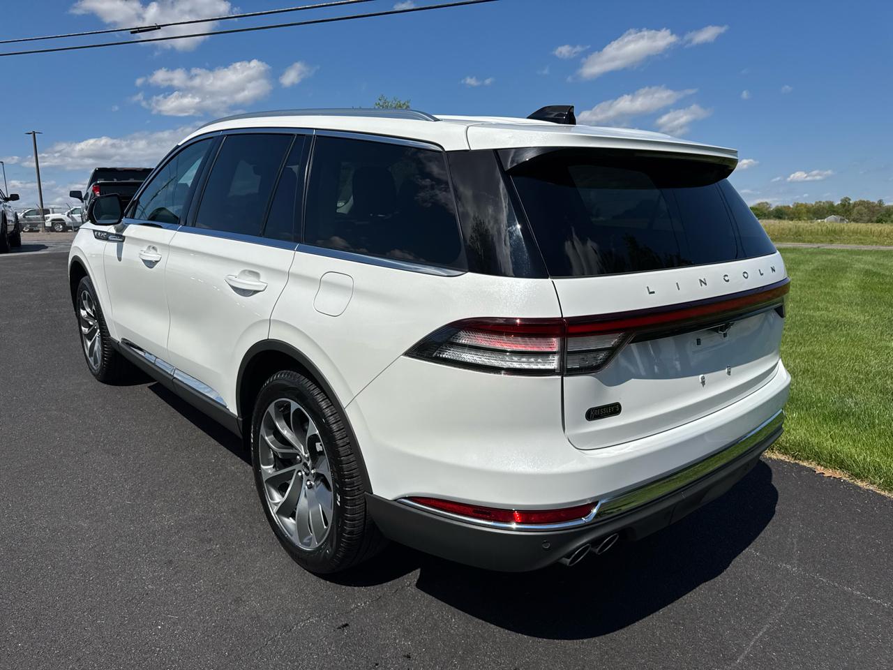 Lincoln Aviator Reserve AWD 2025