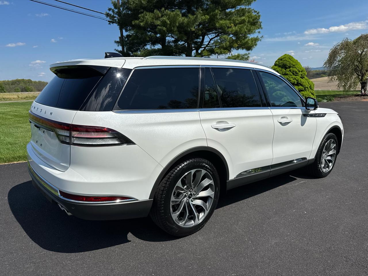 Lincoln Aviator Reserve AWD 2025