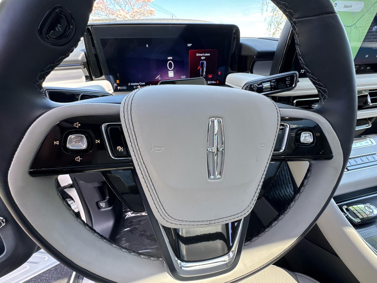 Lincoln Aviator Reserve AWD 2025