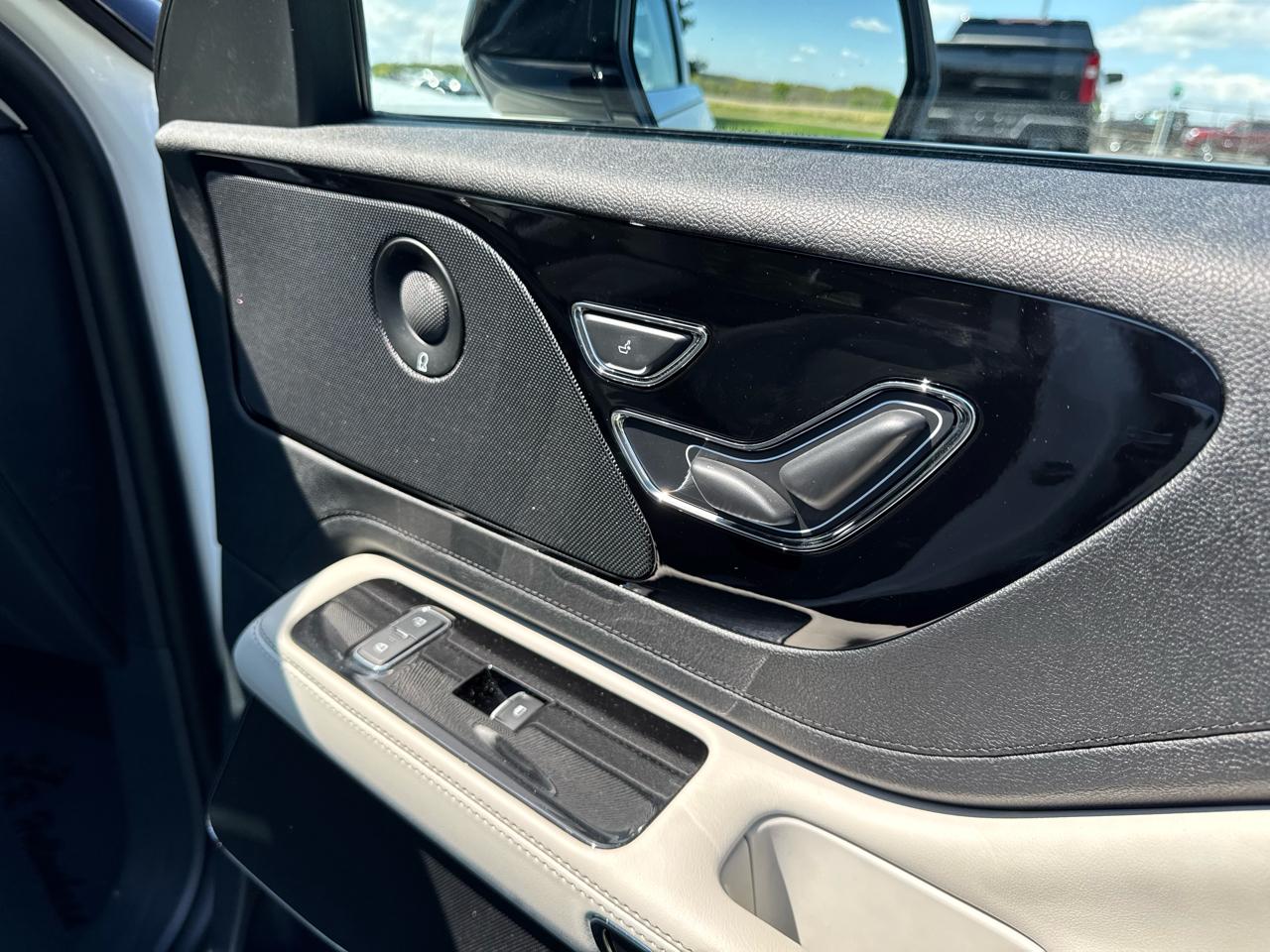 Lincoln Aviator Reserve AWD 2025