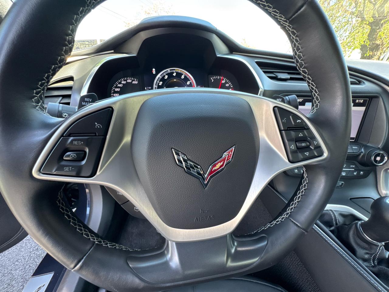 Chevrolet Corvette 2dr Stingray Z51 Cpe w/3LT 2016