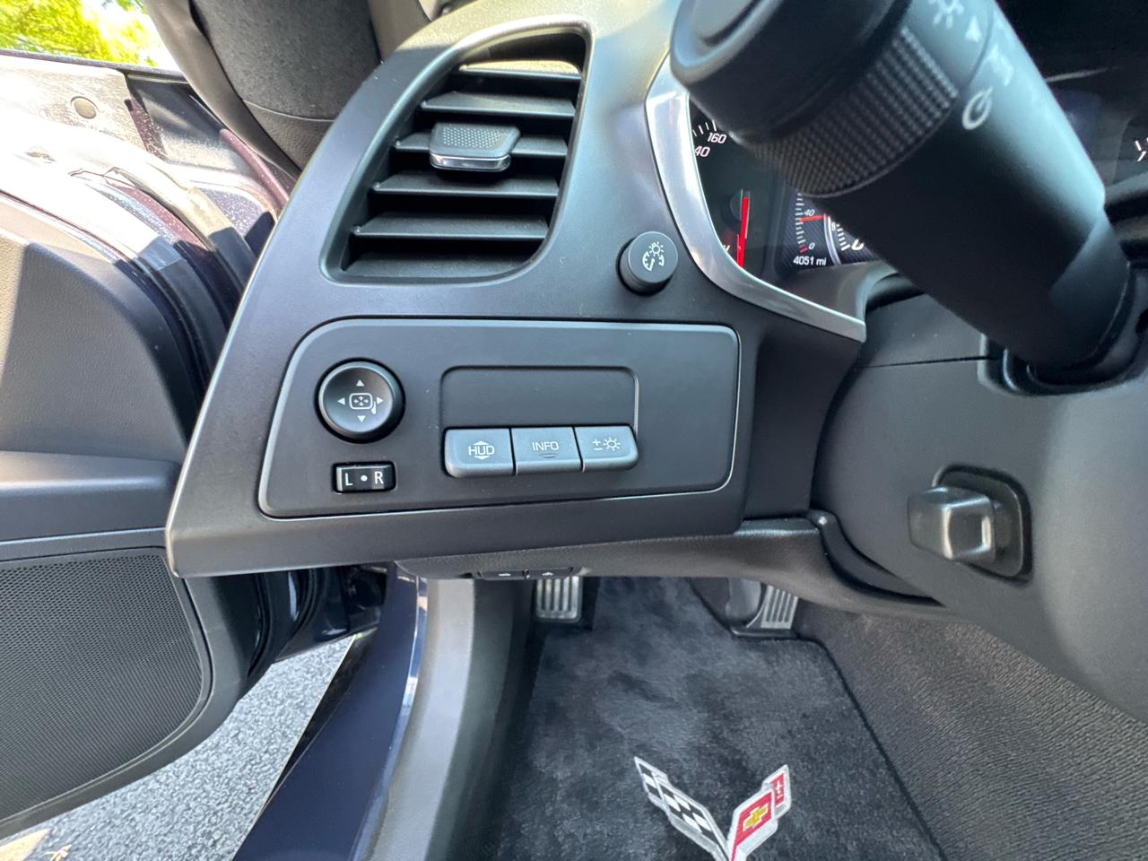 Chevrolet Corvette 2dr Stingray Z51 Cpe w/3LT 2016