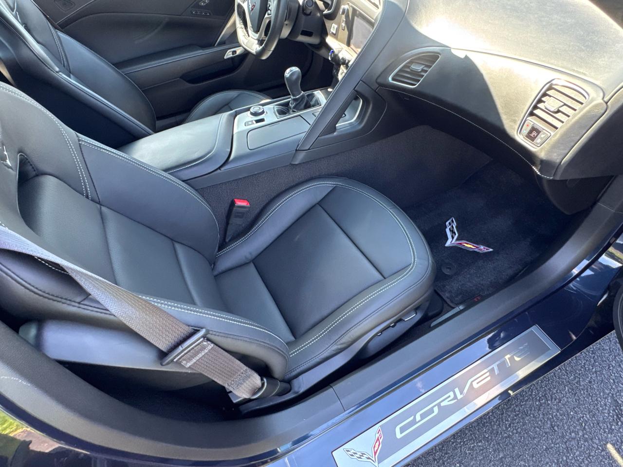 Chevrolet Corvette 2dr Stingray Z51 Cpe w/3LT 2016