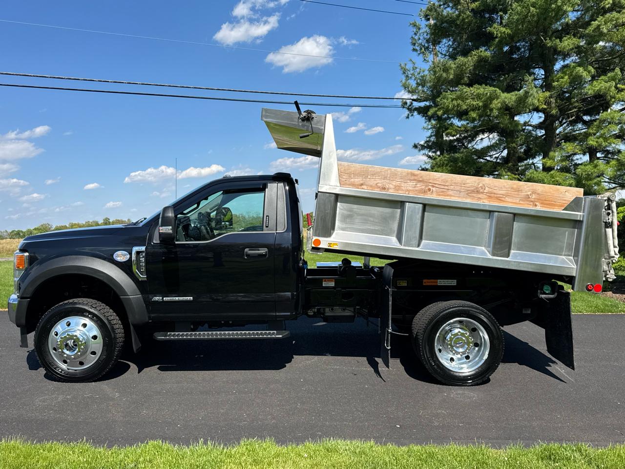 Ford Super Duty F-550 DRW XLT 4WD Reg Cab 145" WB 60" CA 2021