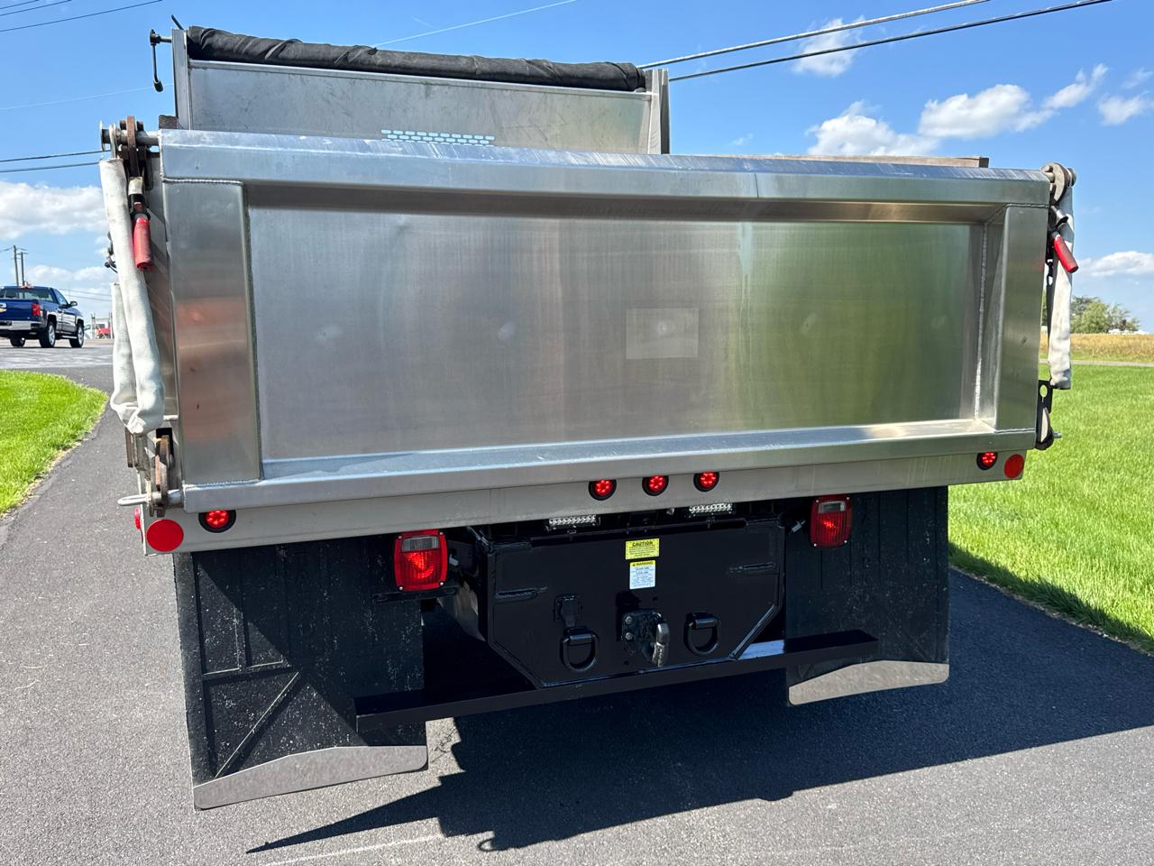 Ford Super Duty F-550 DRW XLT 4WD Reg Cab 145" WB 60" CA 2021