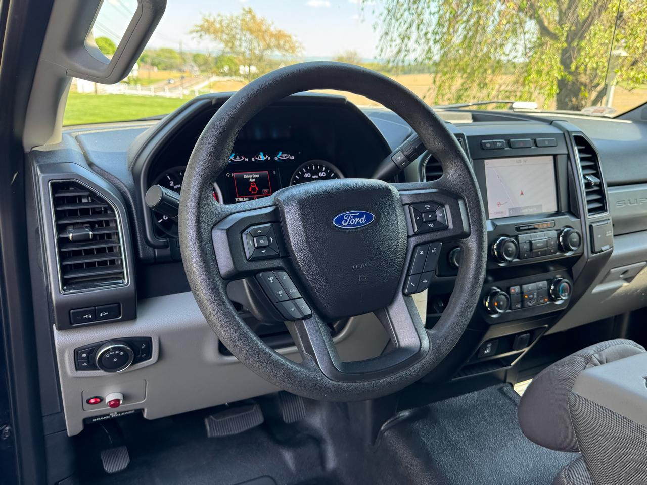 Ford Super Duty F-550 DRW XLT 4WD Reg Cab 145" WB 60" CA 2021