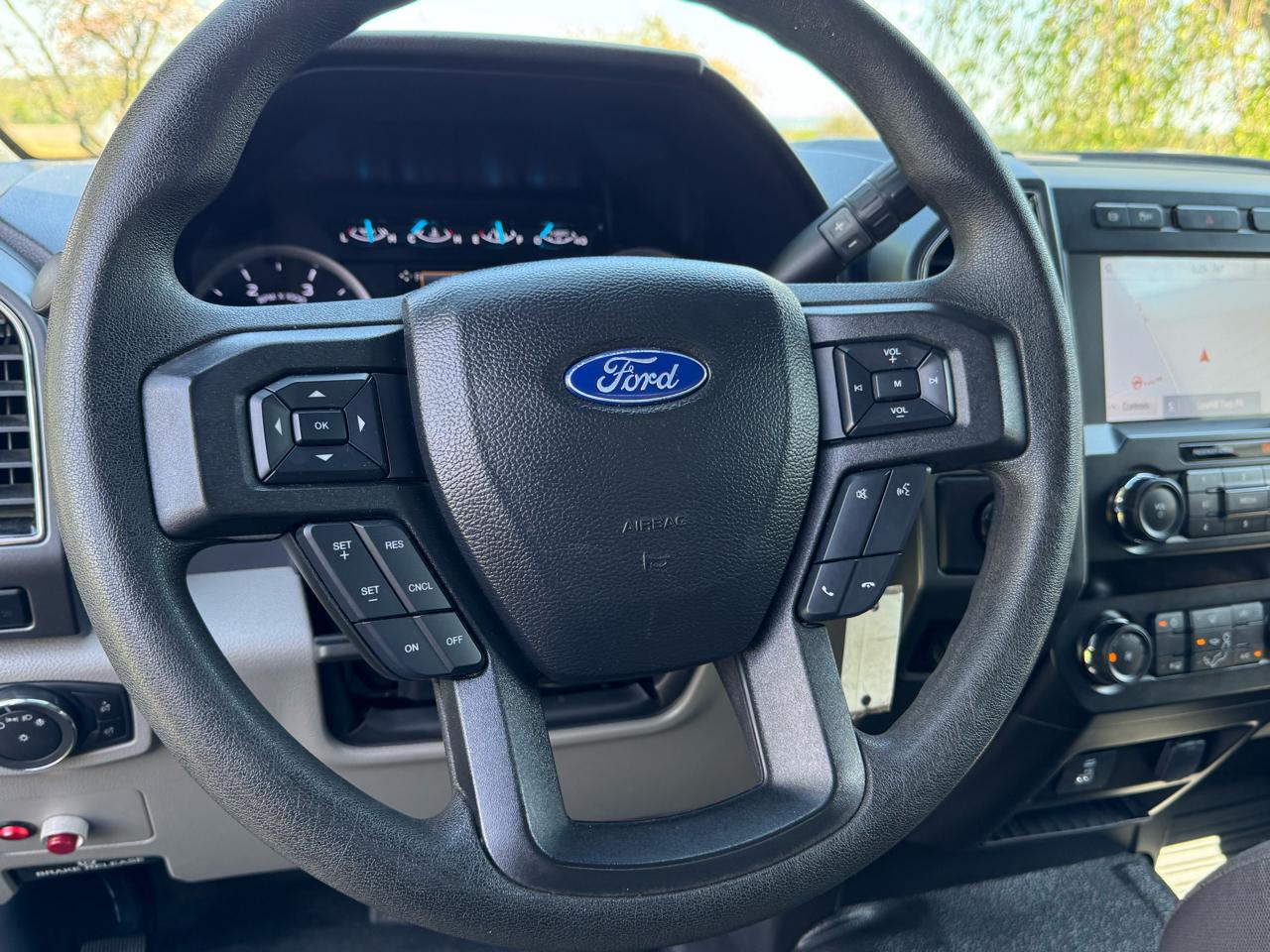 Ford Super Duty F-550 DRW XLT 4WD Reg Cab 145" WB 60" CA 2021