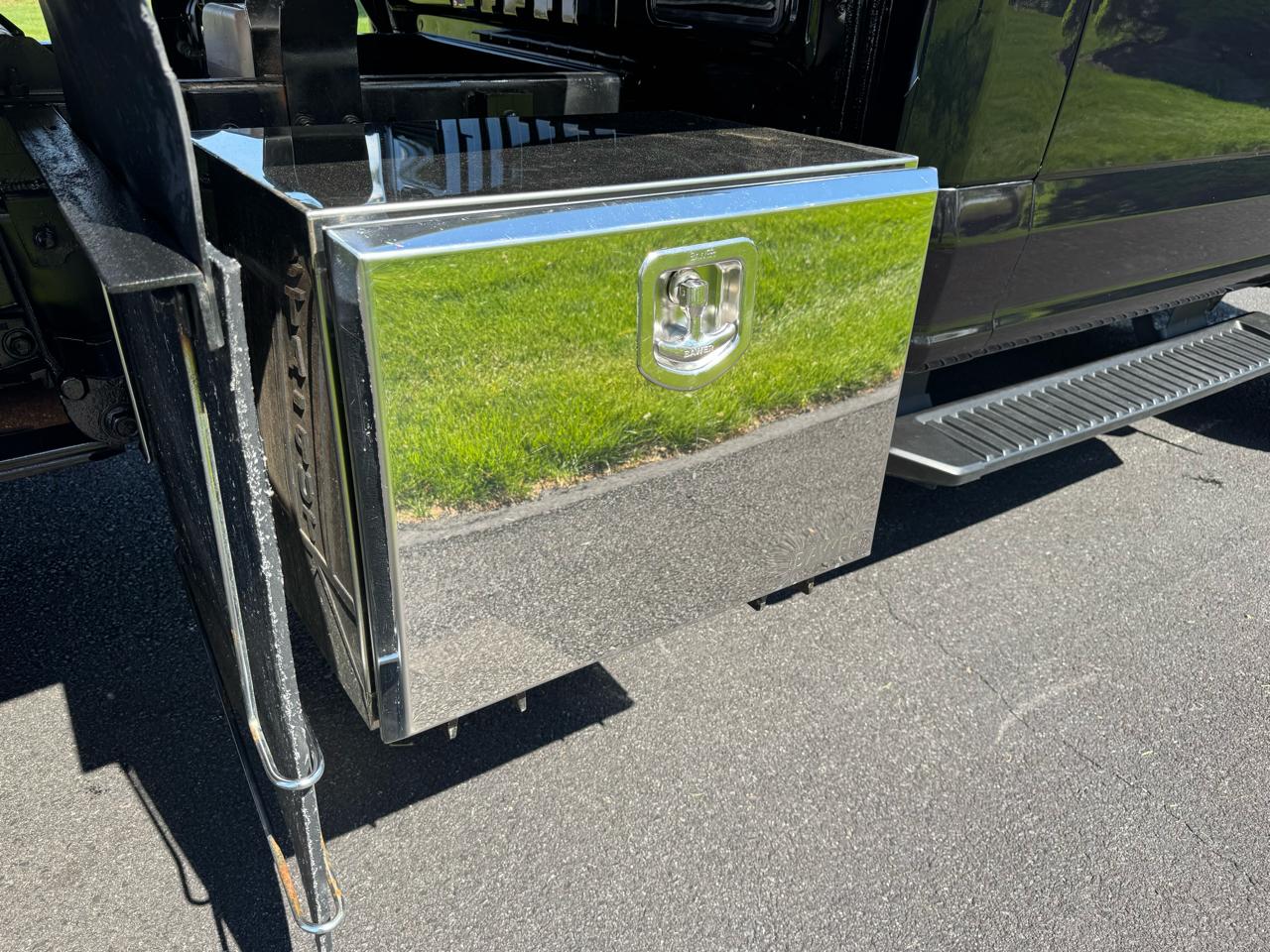 Ford Super Duty F-550 DRW XLT 4WD Reg Cab 145" WB 60" CA 2021