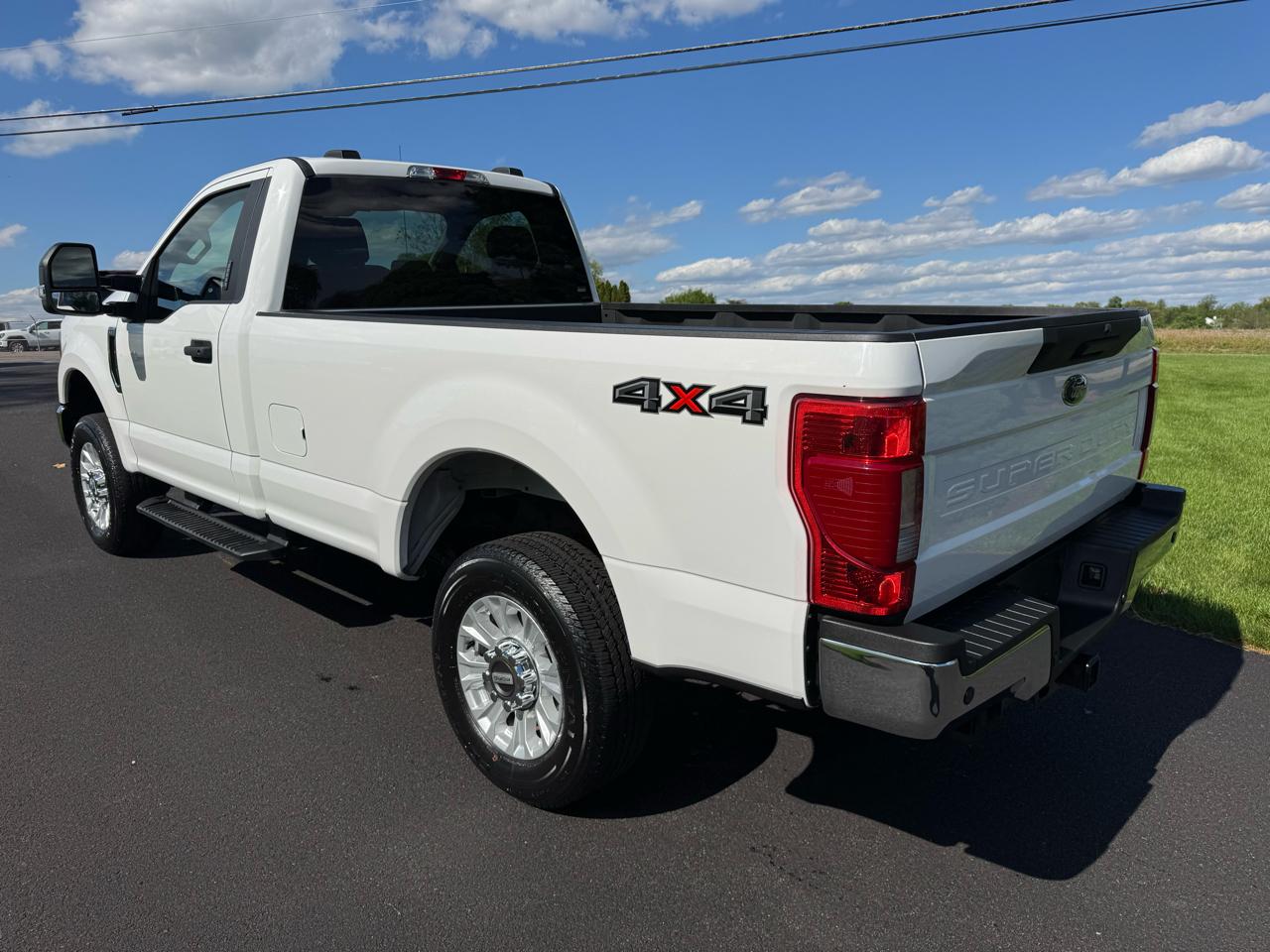 Ford Super Duty F-250 SRW XLT 4WD Reg Cab 8' Box 2020