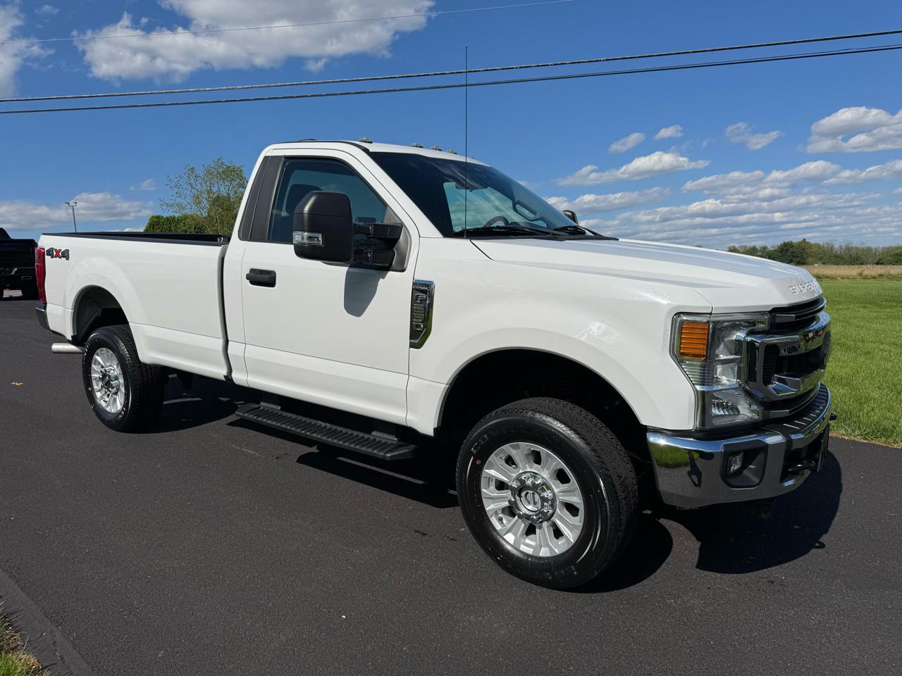 Ford Super Duty F-250 SRW XLT 4WD Reg Cab 8' Box 2020