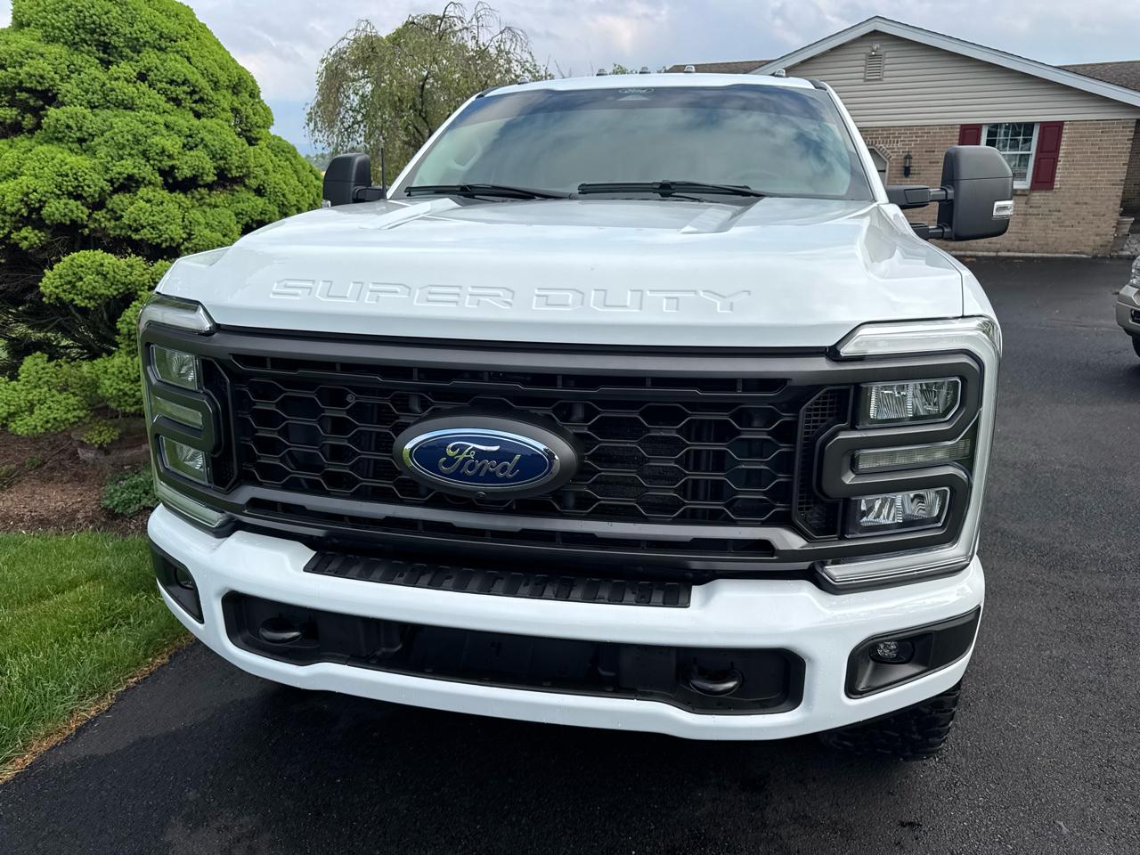 Ford Super Duty F-350 SRW  2024