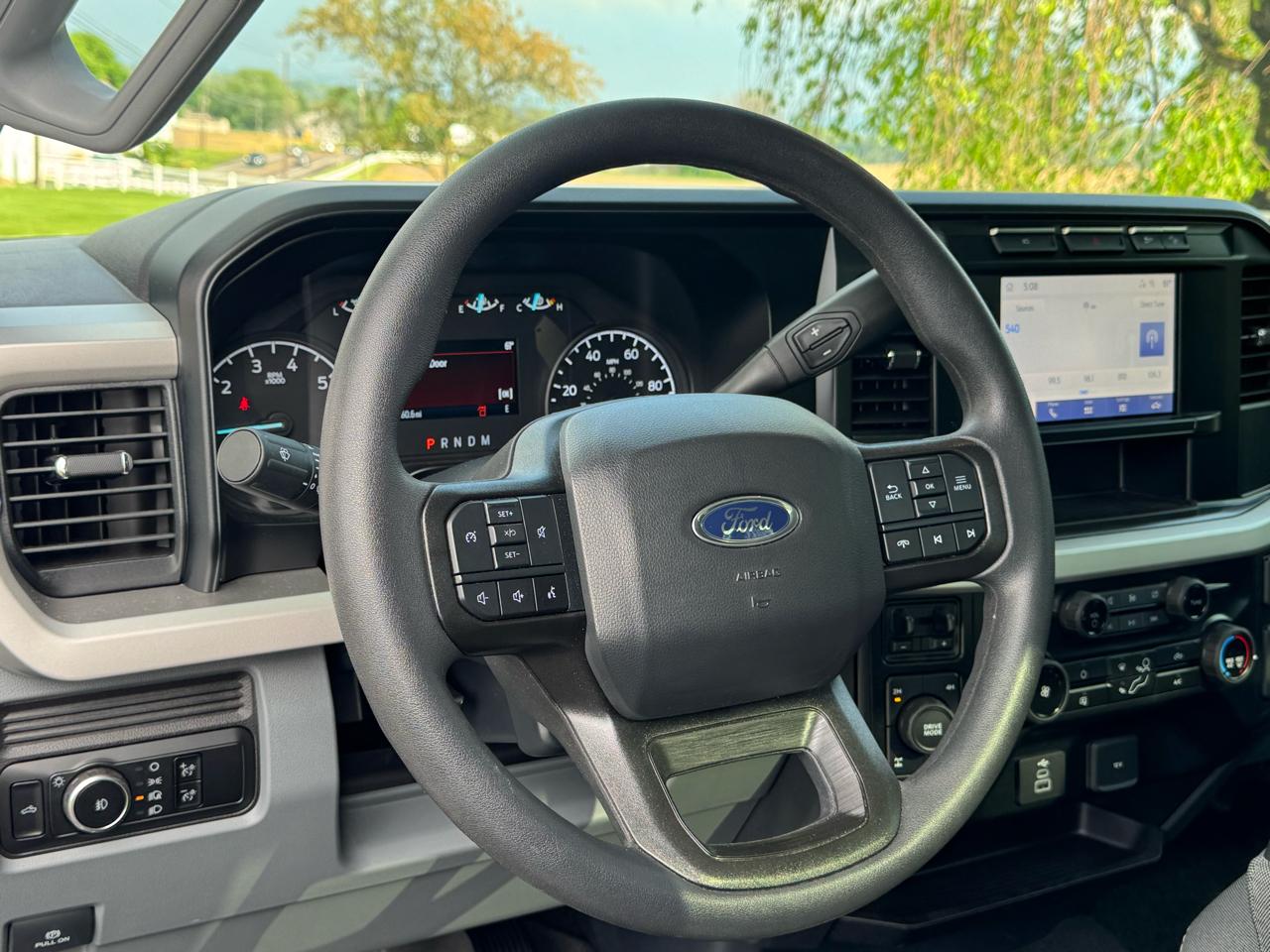 Ford Super Duty F-350 SRW  2024