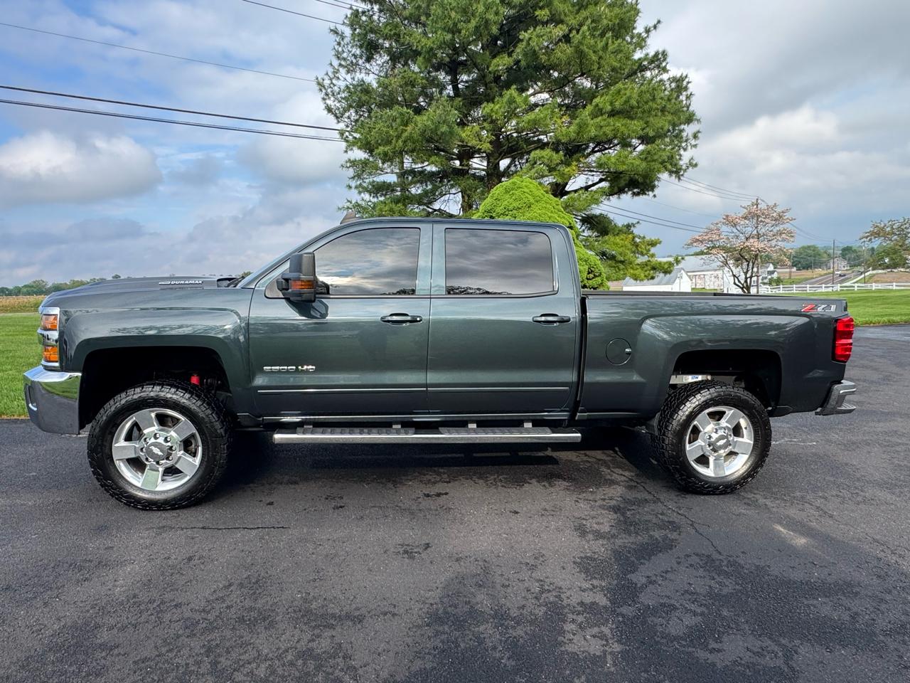 Chevrolet Silverado 2500HD 4WD Crew Cab 153.7" LT 2019