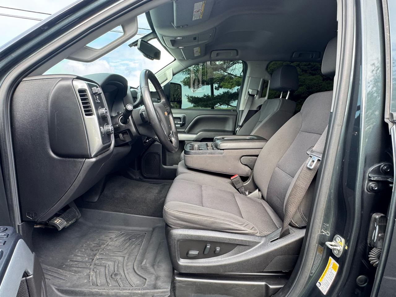 Chevrolet Silverado 2500HD 4WD Crew Cab 153.7" LT 2019