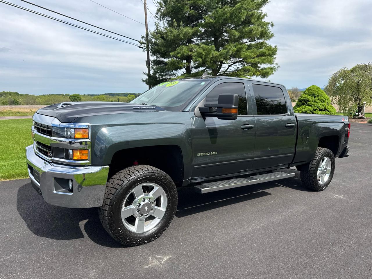 Chevrolet Silverado 2500HD 4WD Crew Cab 153.7" LT 2019