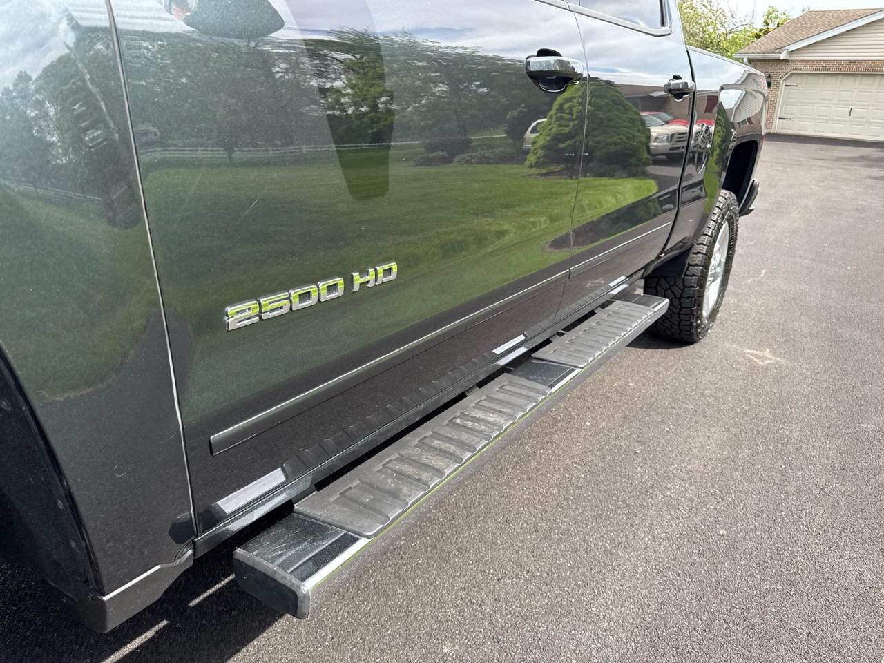 Chevrolet Silverado 2500HD 4WD Crew Cab 153.7" LT 2019