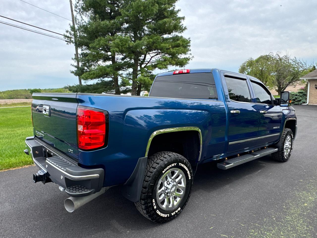 Chevrolet Silverado 2500HD 4WD Crew Cab 153.7" LTZ 2017