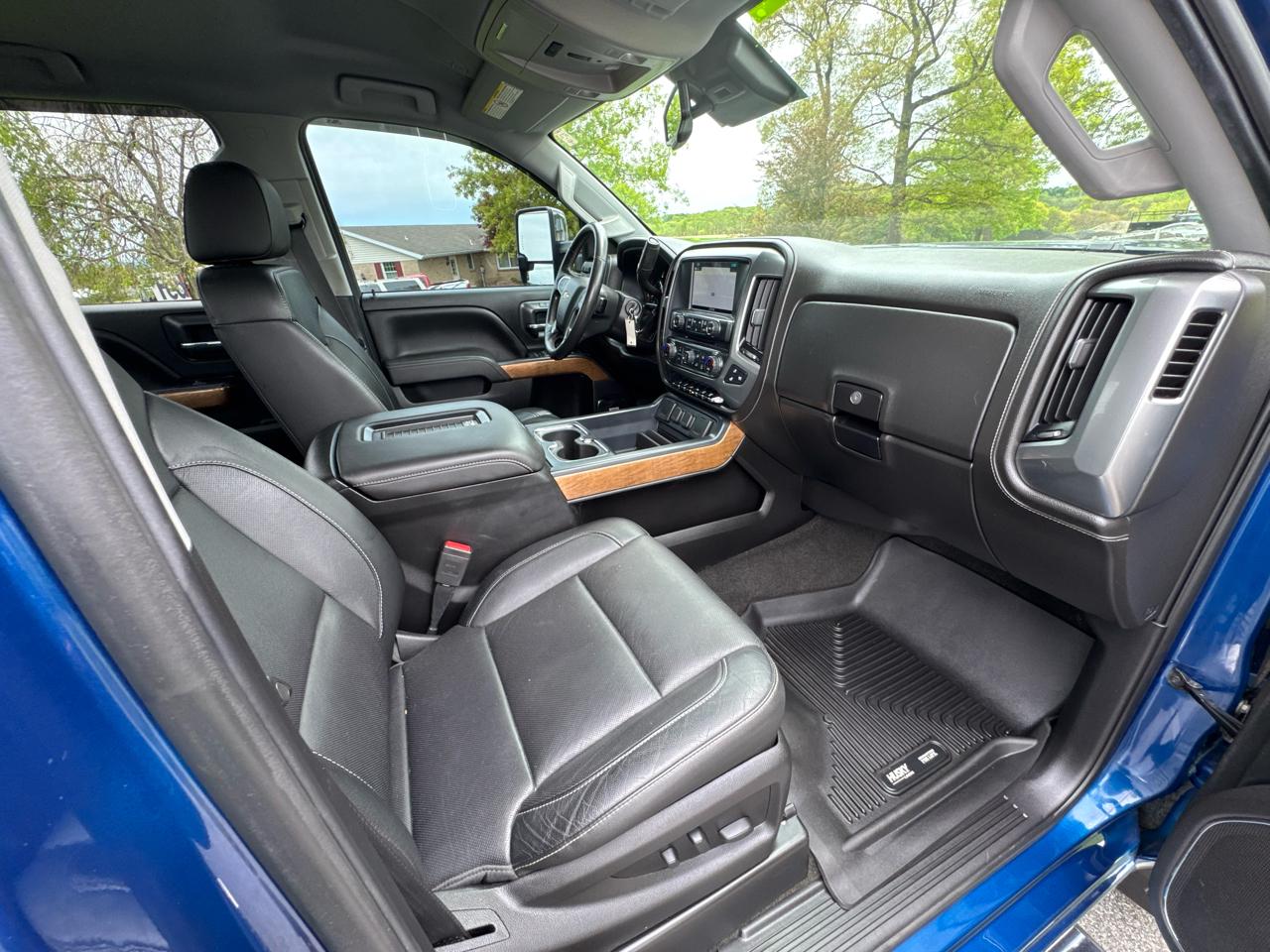 Chevrolet Silverado 2500HD 4WD Crew Cab 153.7" LTZ 2017