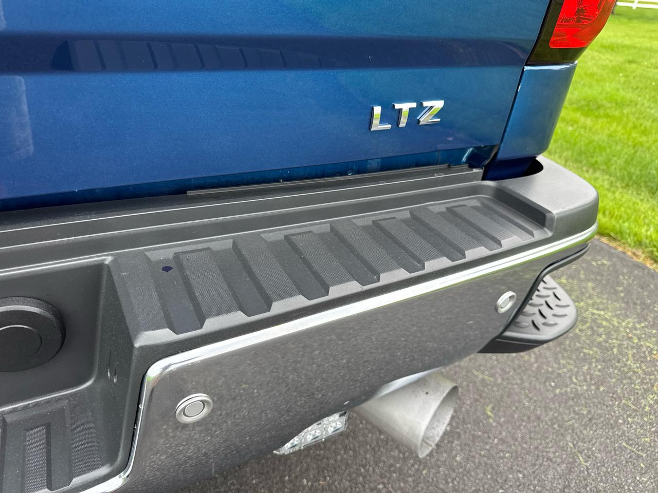 Chevrolet Silverado 2500HD 4WD Crew Cab 153.7" LTZ 2017
