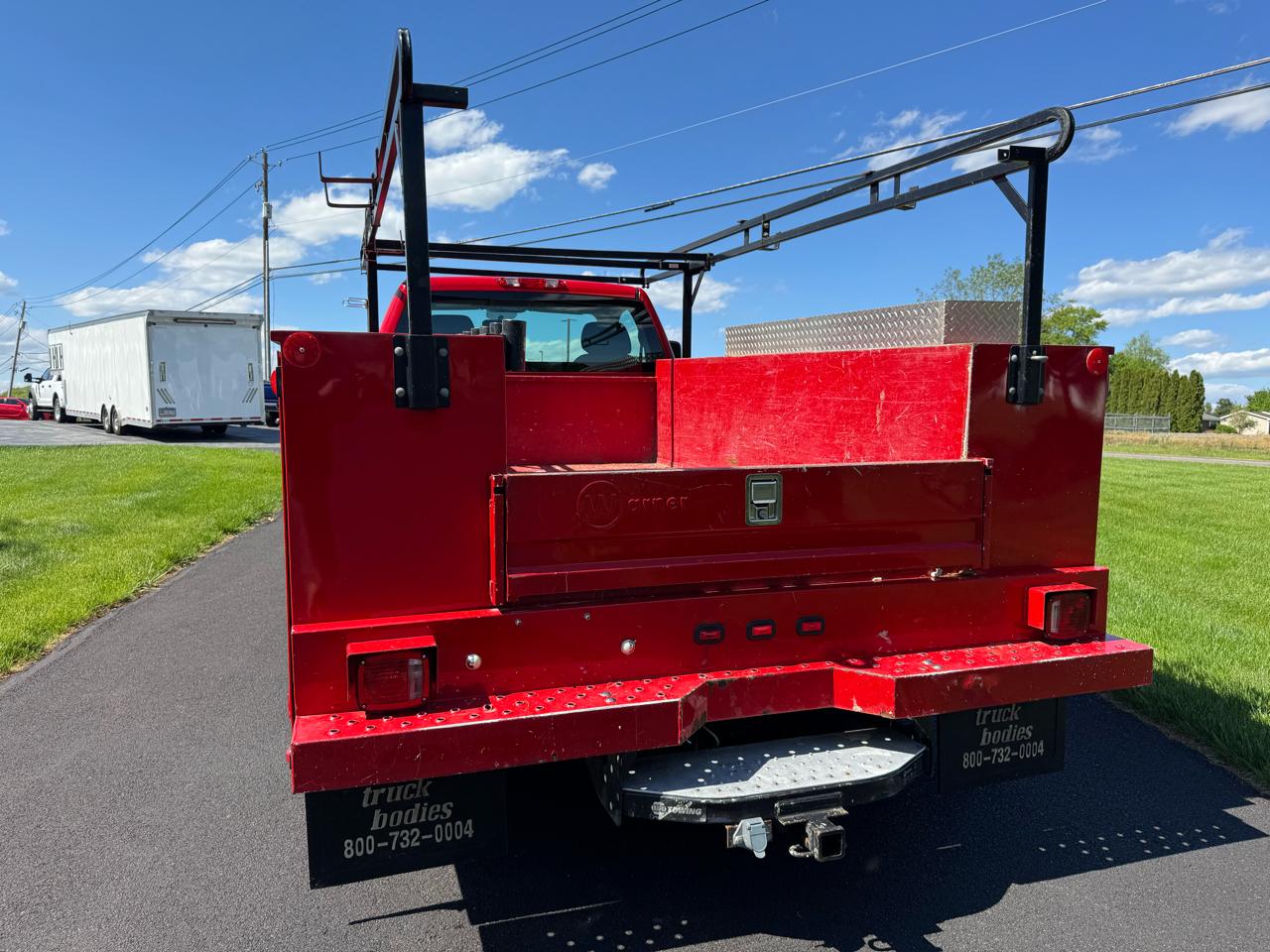 GMC Sierra 3500HD 2WD Reg Cab 137.5" WB, 59.8" CA WT 2011