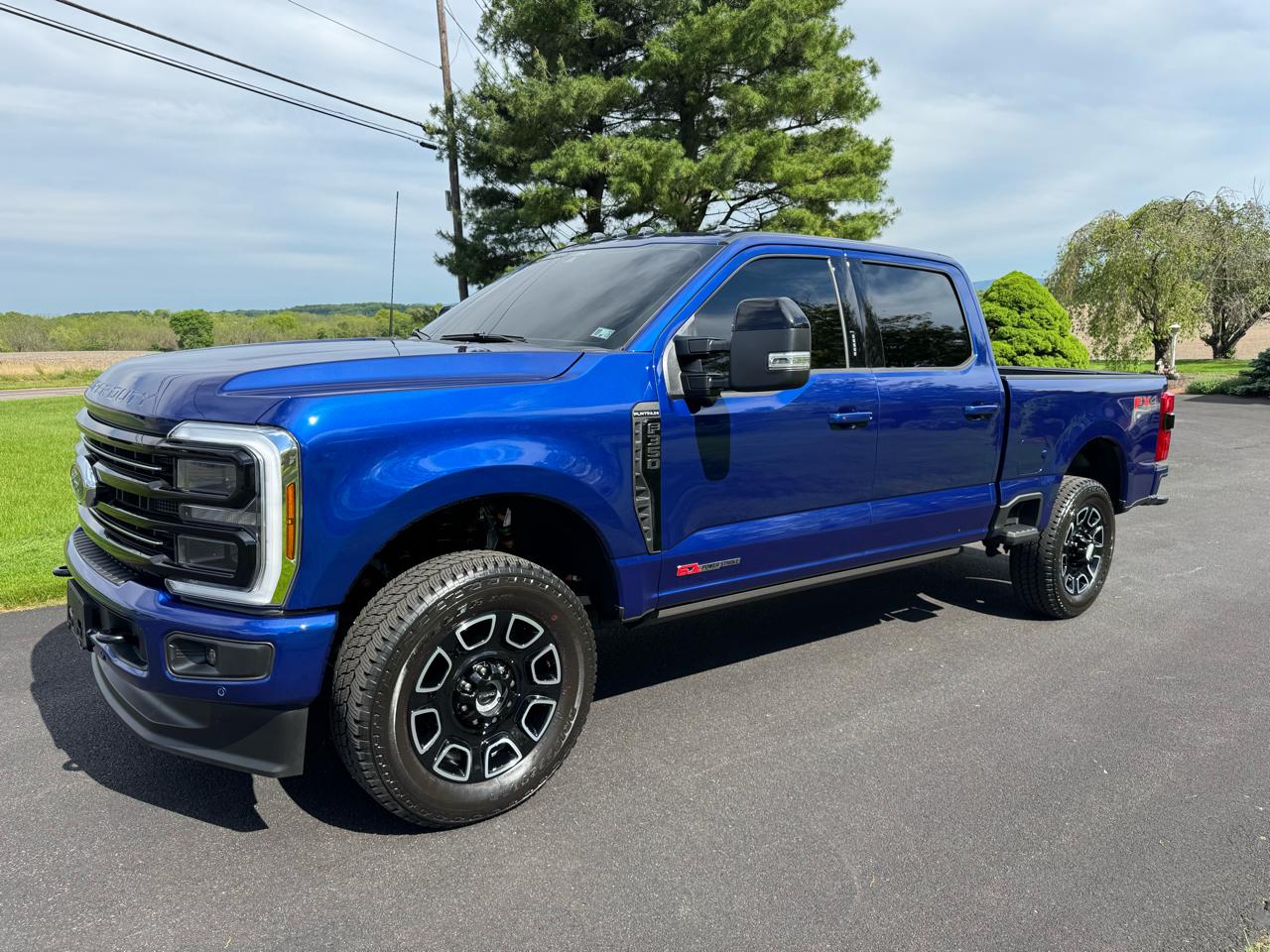 Ford Super Duty F-350 SRW Platinum 4WD Crew Cab 6.75' Box 2026