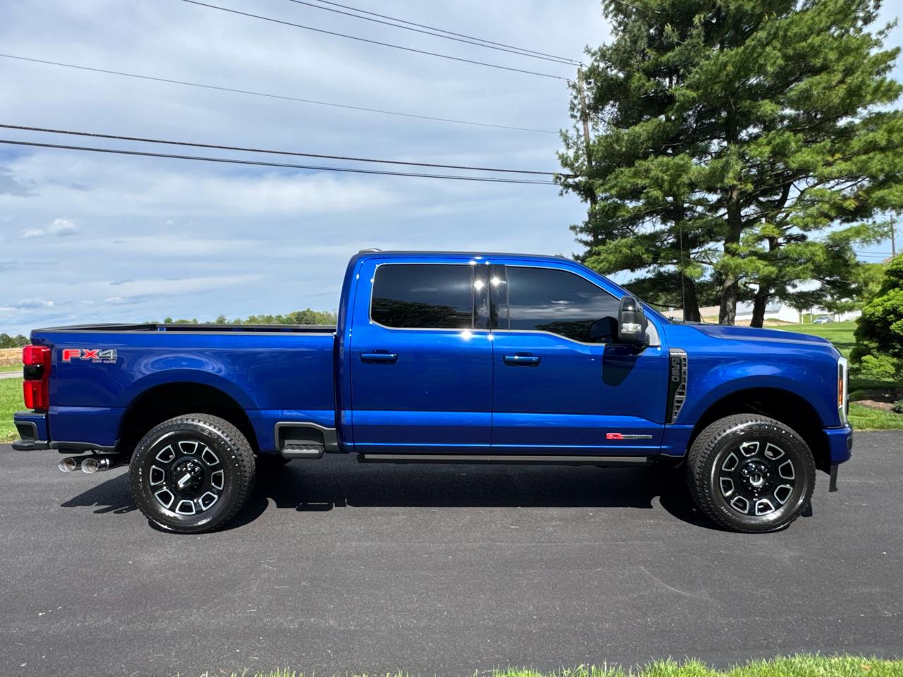 Ford Super Duty F-350 SRW Platinum 4WD Crew Cab 6.75' Box 2026